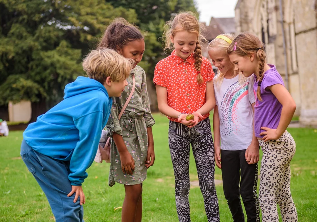 types-of-fostering-in-west-sussex