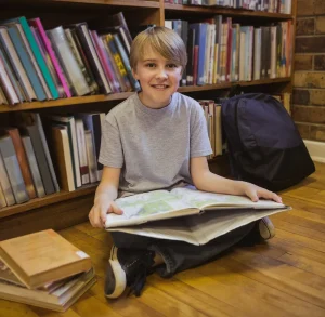 west-sussex-fostering-child